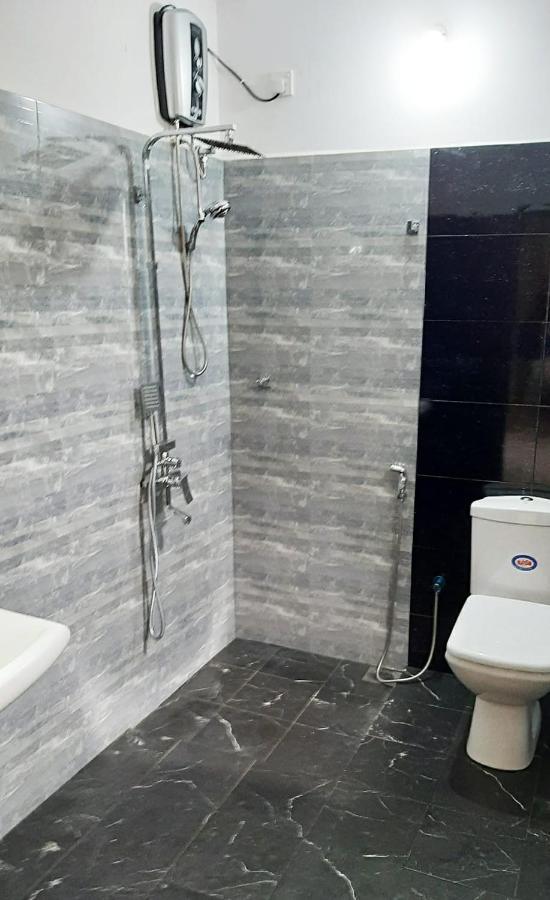 Sea & Greens Apartments Унаватуна Экстерьер фото